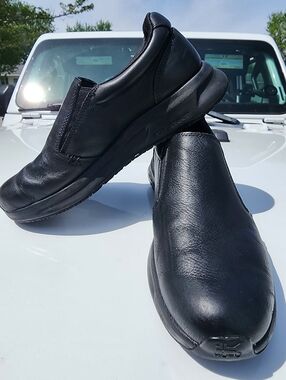 Kuru Kivi 2 Slip On! Men's Black Slip-On Shoe. Leather.  Anti Slip!